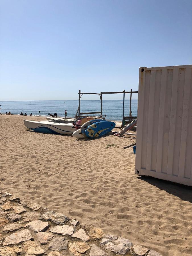 Face A La Mer 卡拉费尔 外观 照片